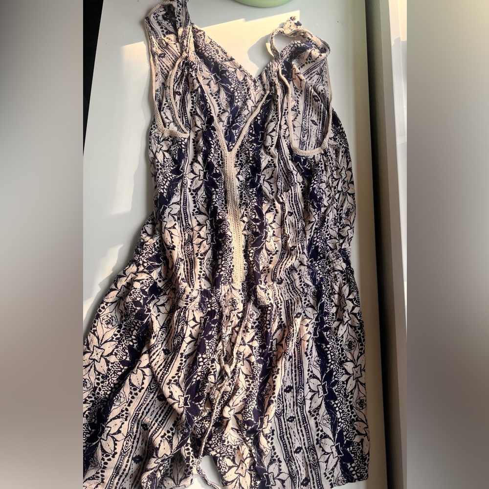 XS ONEILL Floral Romper. Good Condition.